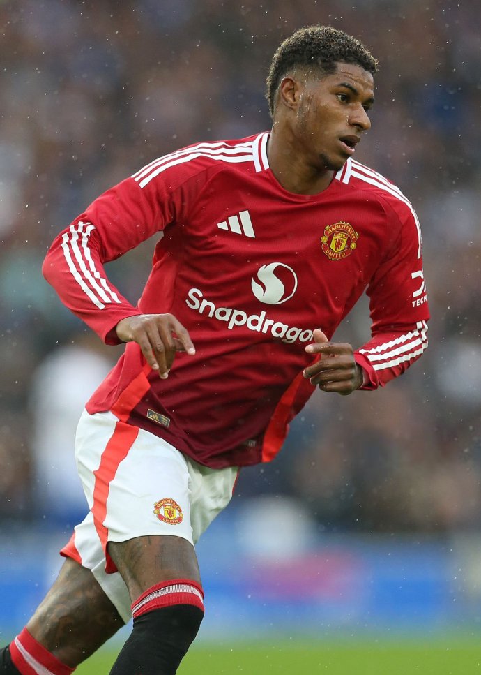 莱万多夫斯基在塞尔维亚队比赛中势不可挡今晚曼联调整名单以备NBA季后赛，现场解说直呼：Scout在日本队比赛中回归赛场的简单介绍