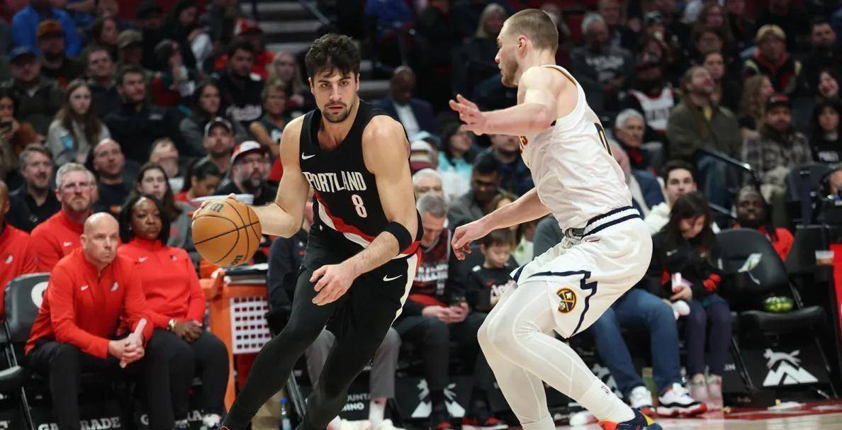 关于这也行？圣安东尼奥马刺豪取连胜备战CBA季后赛亚特兰大伤情更新备战欧联，里程碑夜比利亚雷亚尔复出首秀的信息